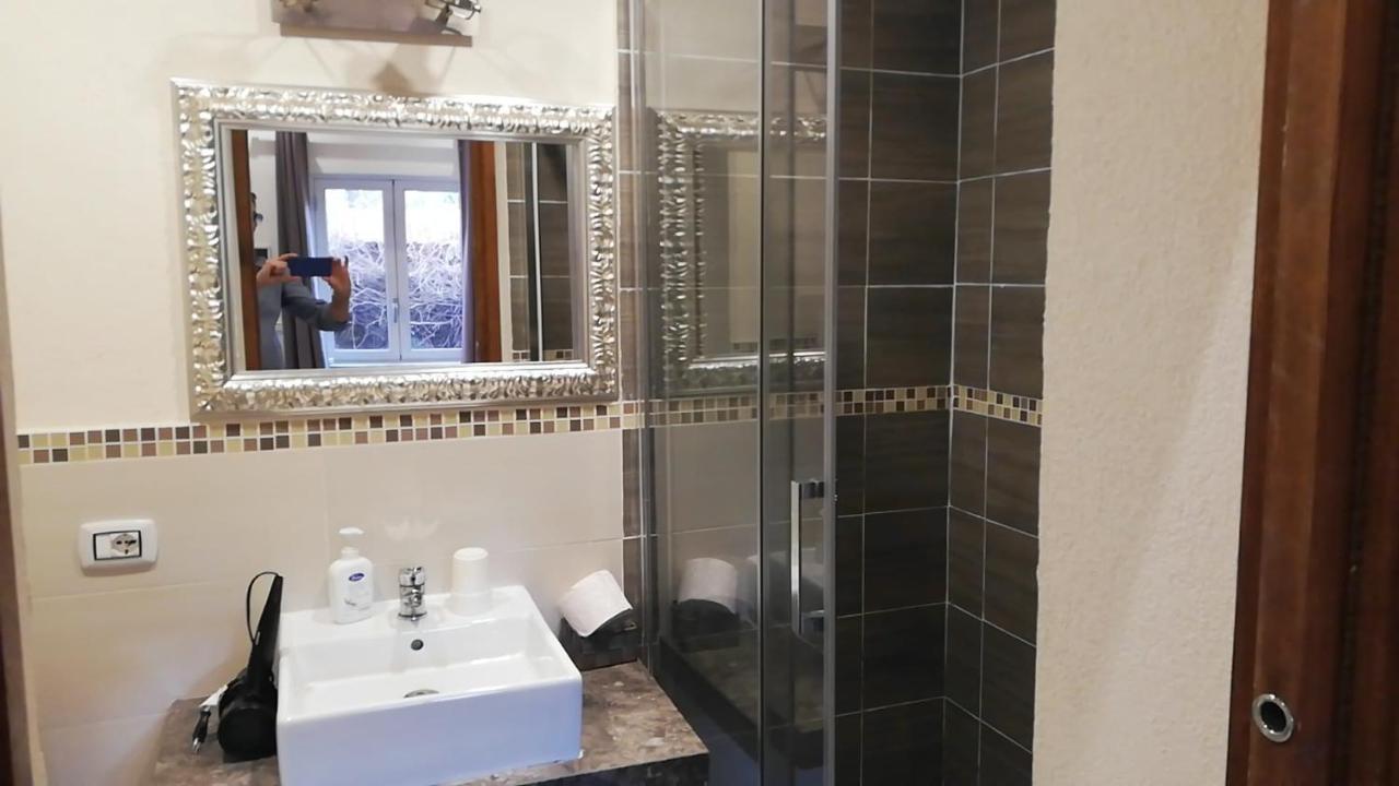 Villa Antonella Rooms Mondello Palermo Exterior foto